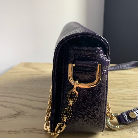 Authentic Tory Burch Unique Purple Patent Leather crossbody bag - Picture 9 of 10